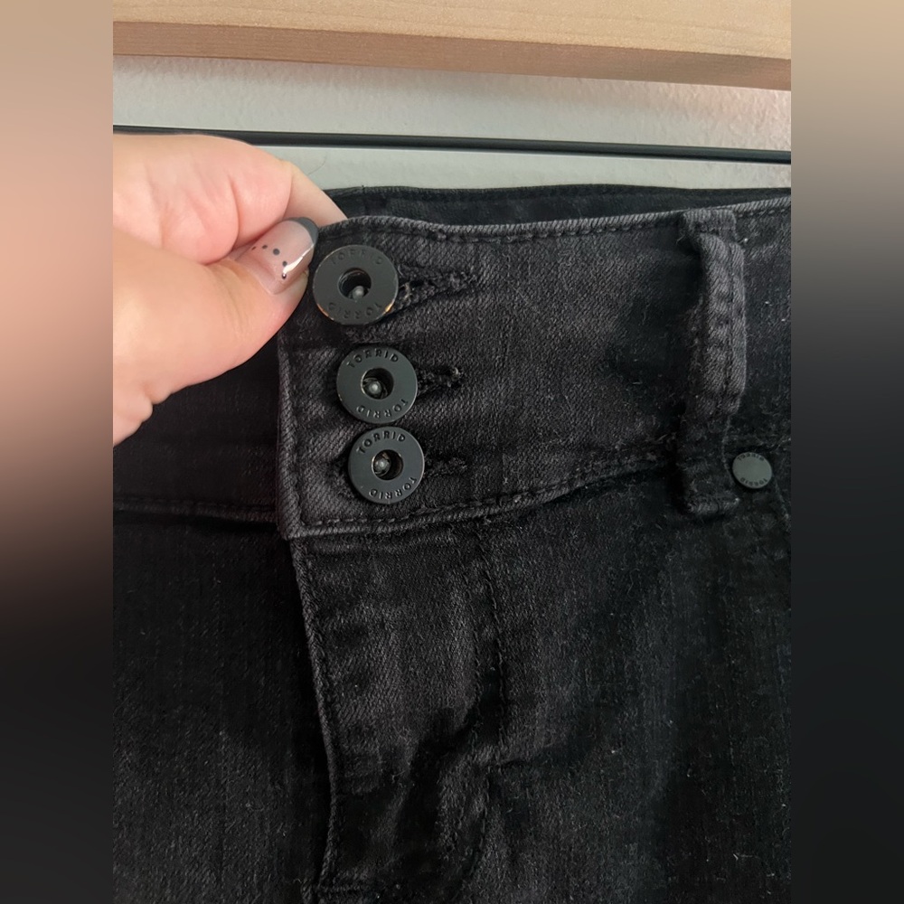 Torrid Black Jeggings Women’s Size 16XS Extra Short - Picture 3 of 7